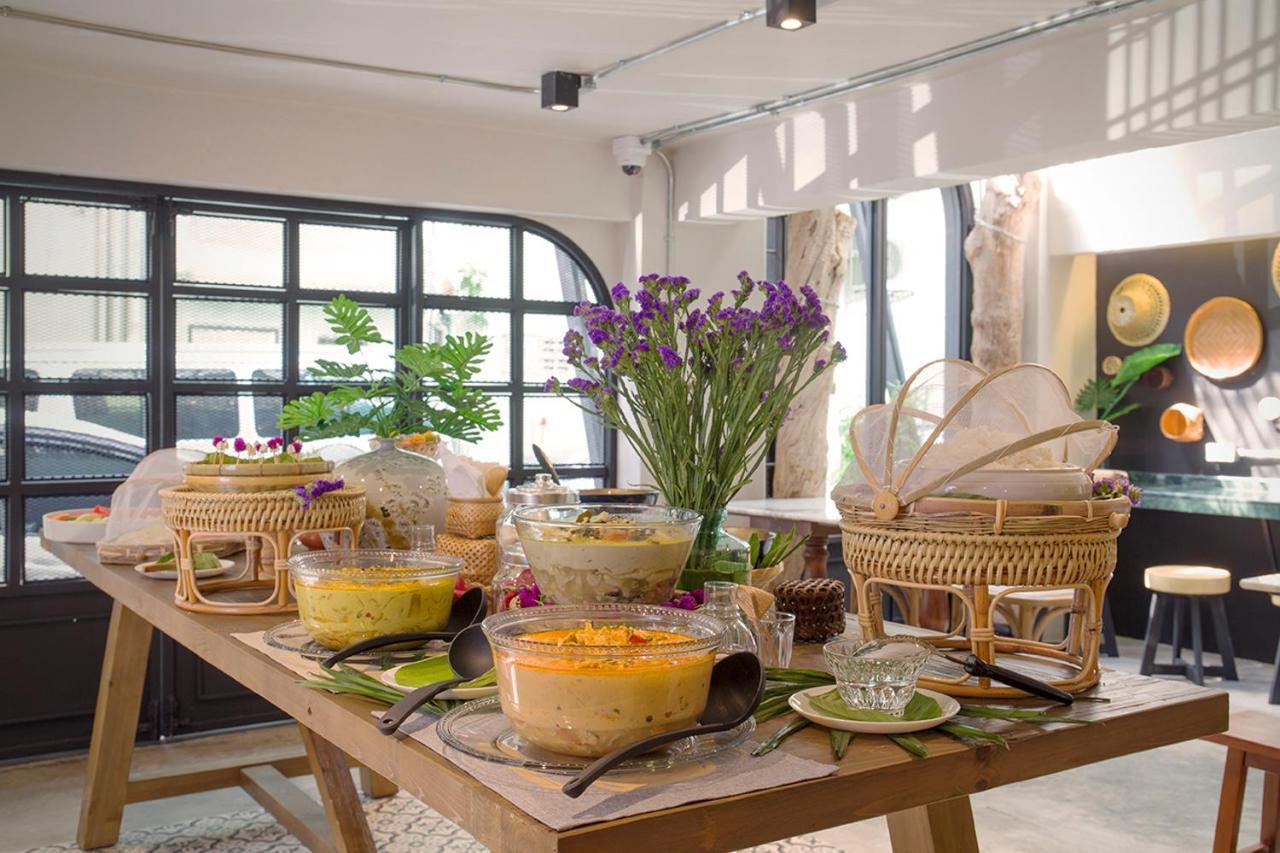 Отель Foodotel 3*